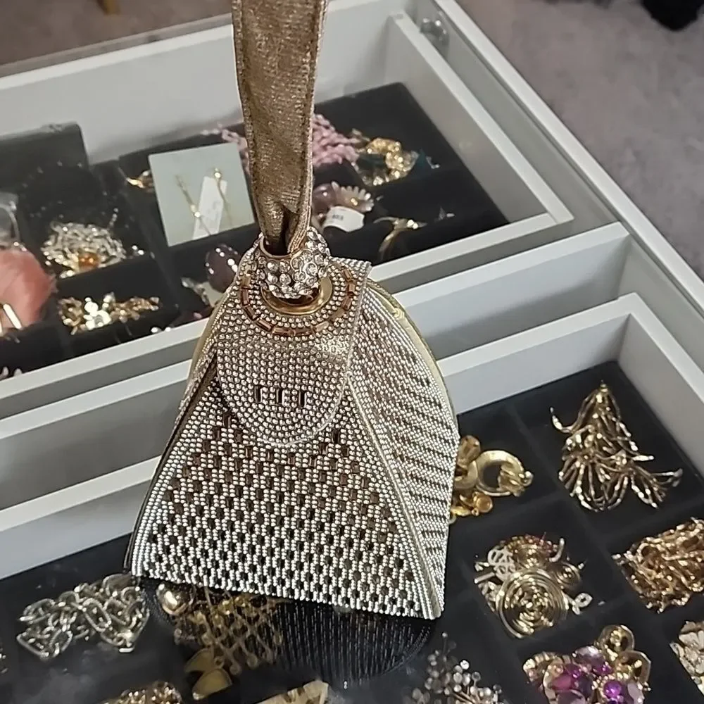 Source Unknown Gold Rhinestone Clutch - Picture 2 of 3